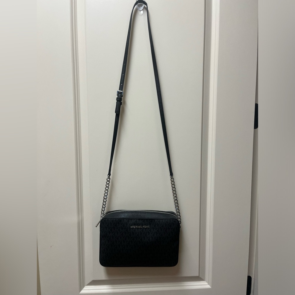 Michael Kors adjustable crossbody - Picture 3 of 8